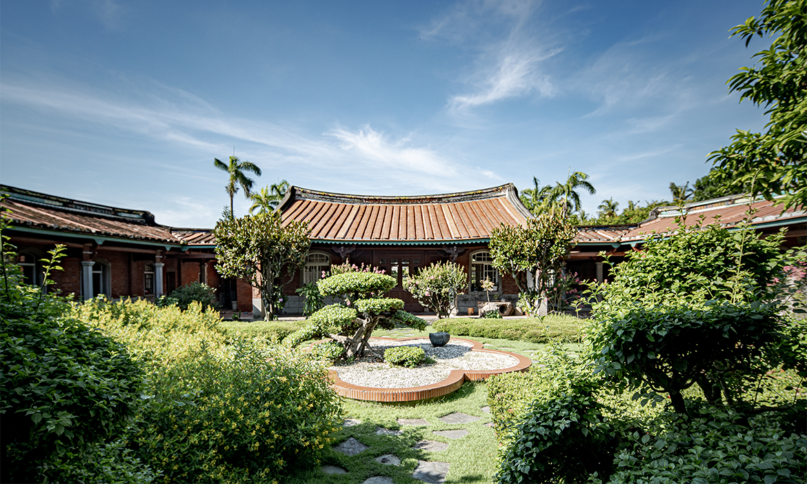 留下嘉南平原商賈氣韻，台南後壁黃家古厝由家族守護，走出不同的百年傳承與新生之路