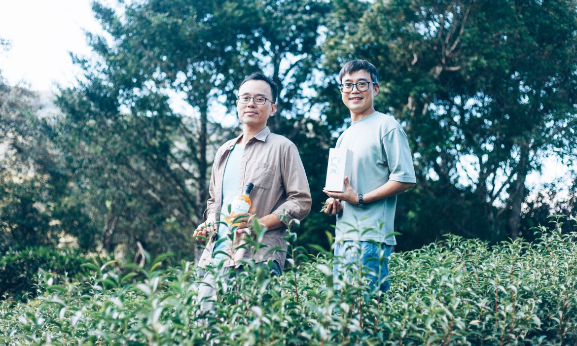 從坪林茶山到世界烈酒大賽，新北青農用包種茶釀出冠軍琴酒，讓台灣風土登上世界舞台