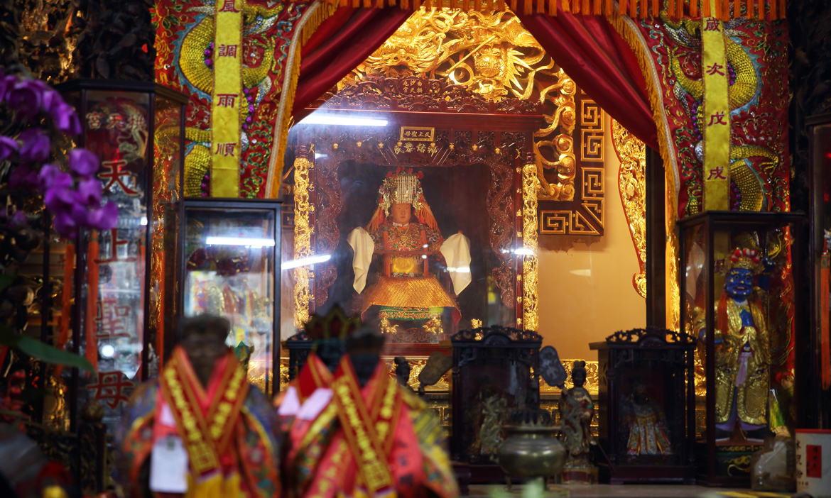 高雄三山媽祖×白沙屯媽祖首次齊聚岡山！粉紅超跑三日遶境路線、交通管制、線上直播總整理