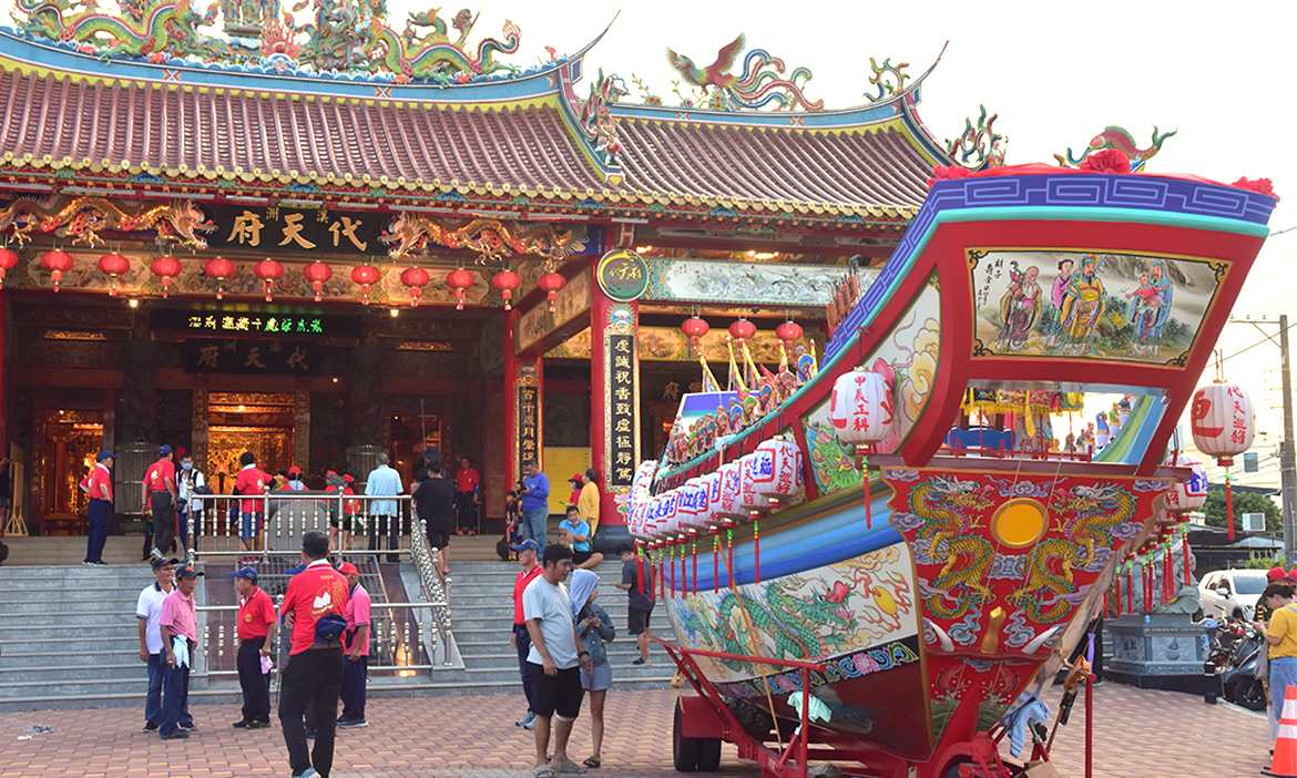 扛下神明的事，回望屏東「南州迎王祭典」獨立歷程，從遶境三鄉十四村放眼王船遊台灣