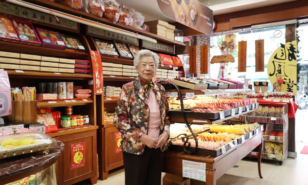 新北蘆洲在地老店「龍鳳堂餅舖」，吃一塊有故事的餅，認識喜慶祭典不可或缺的糕餅文化