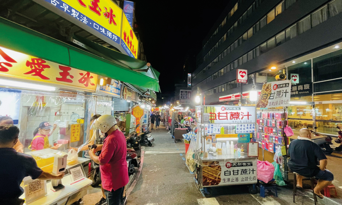 台北萬華夜市指南｜艋舺夜市口鬥鬧熱！到華西街、西昌街，散步蛇街、賊仔市的往日風情