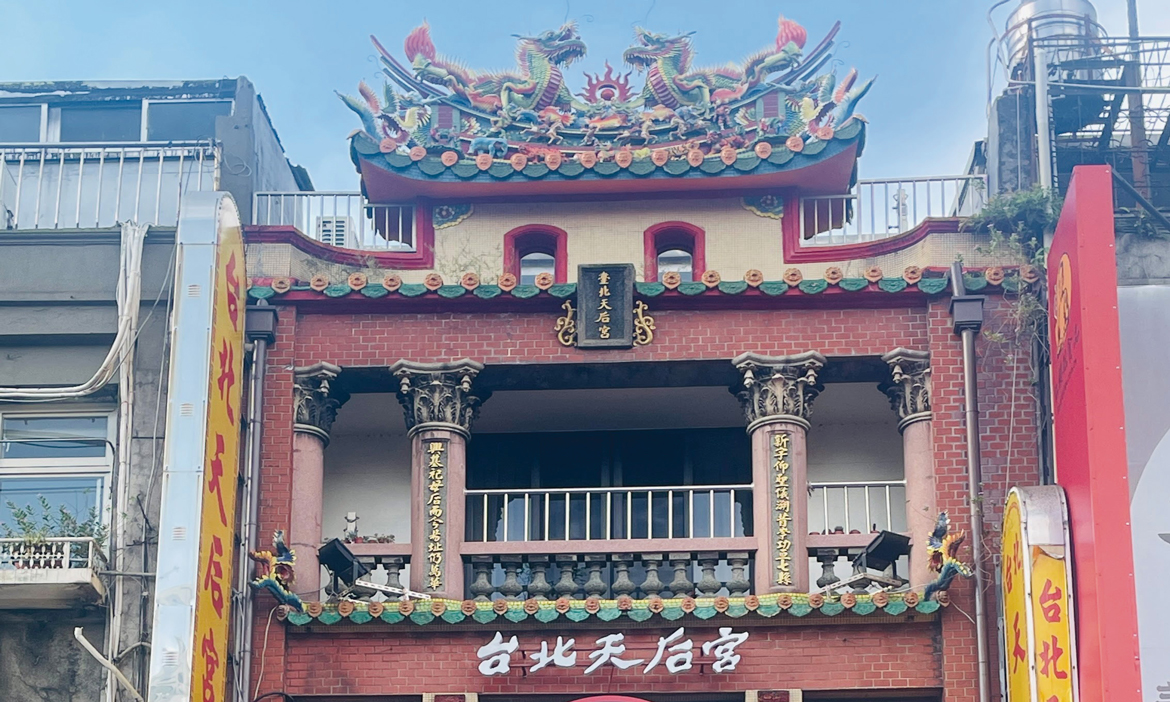 到萬華西門町不只逛街！從台北天后宮出發，尋訪媽祖信仰、朝聖之路與異國美食