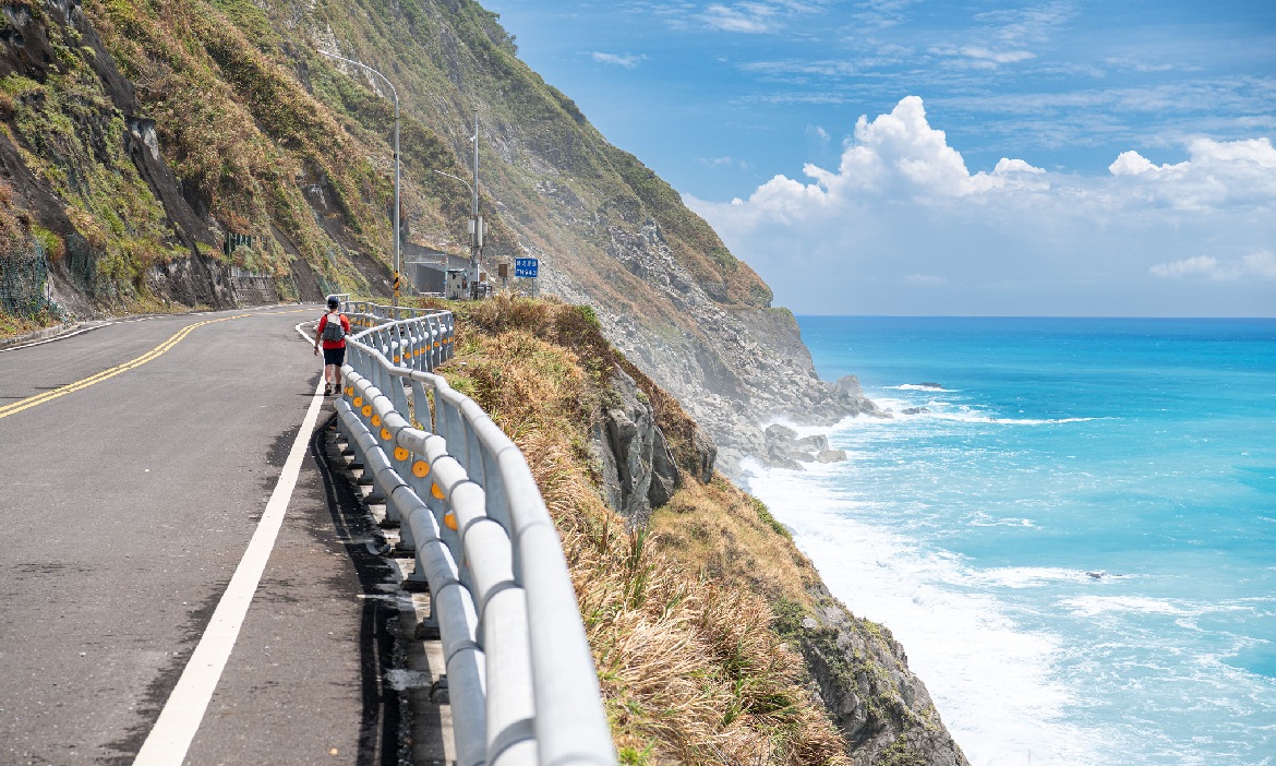 蘇花公路一日遊徒步旅程｜從和仁到漢本完整路線規劃，蒐集斷崖美景、祕境車站與山海記憶