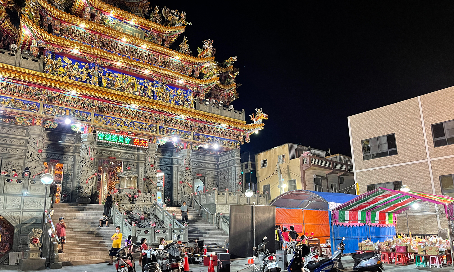 農曆七月的人間旅行，夜探全台七大中元普渡民俗祭典，搶孤、輪普、夯枷等特色祭儀一次看